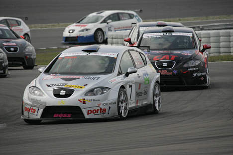 Nicki Thiim blev bedst placerede dansker i det først af Supercopa løbene på Nürburgring.
